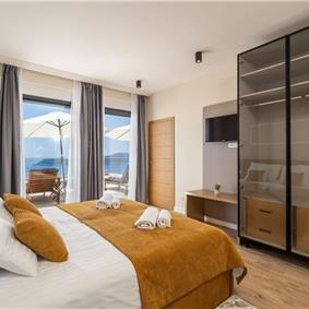 Luxury 4 Bedroom Villa with Infinity Pool, Sauna, Gym, Jacuzzi and Sea Views in Orašac, near Dubrovnik, Sleeps 8